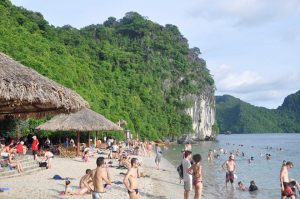 Xác lập kỷ lục mới về lượng du khách tới Việt Nam